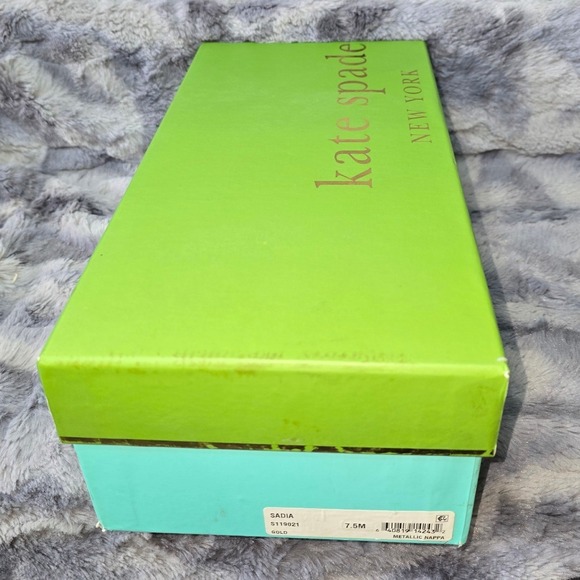 NWB Kate Spade New York Sadia Gold Metallic Nappa Flower Gladiator Sandal 7.5 - Picture 8 of 8